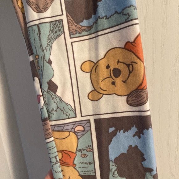 Disney Winnie the Pooh- Lularoe set - Picture 4 of 5